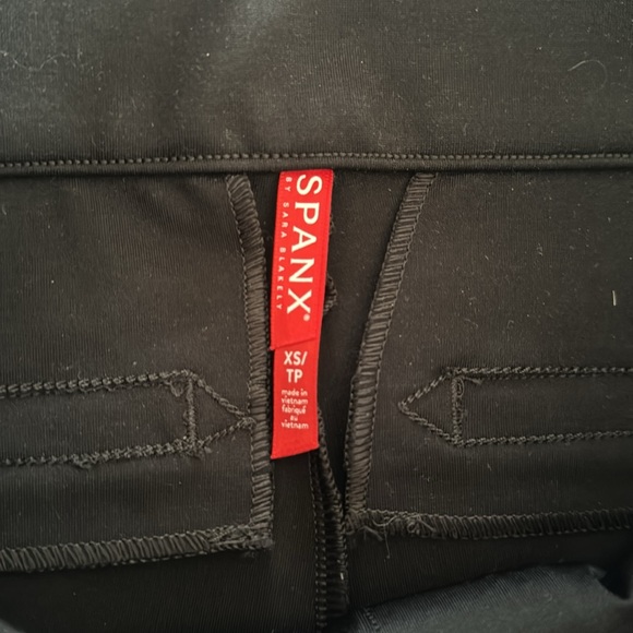 NWOT Spanx black stretch ponte slim pants XS - Picture 7 of 7